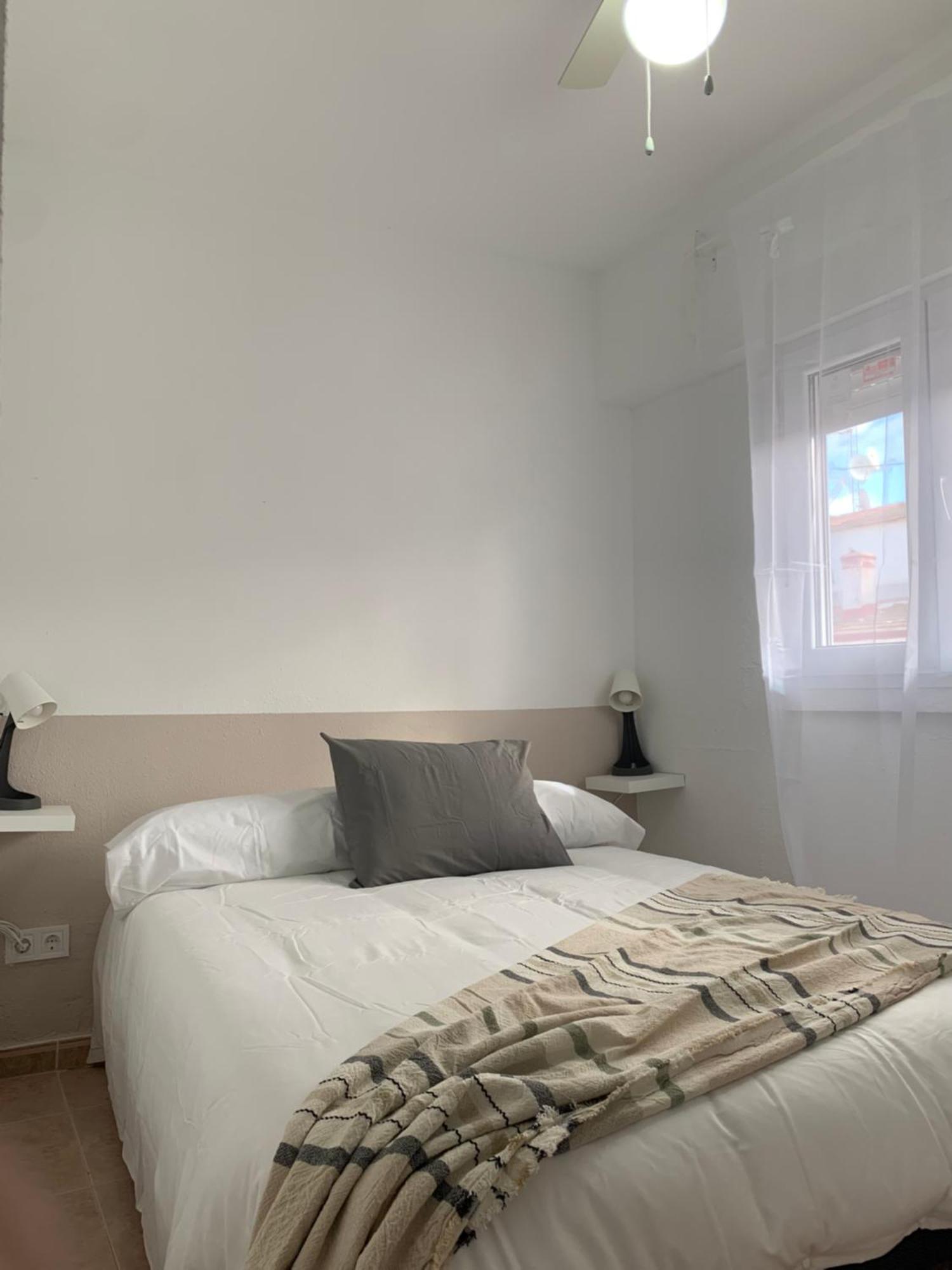 Mejorana Habitaciones Madrid Ngoại thất bức ảnh
